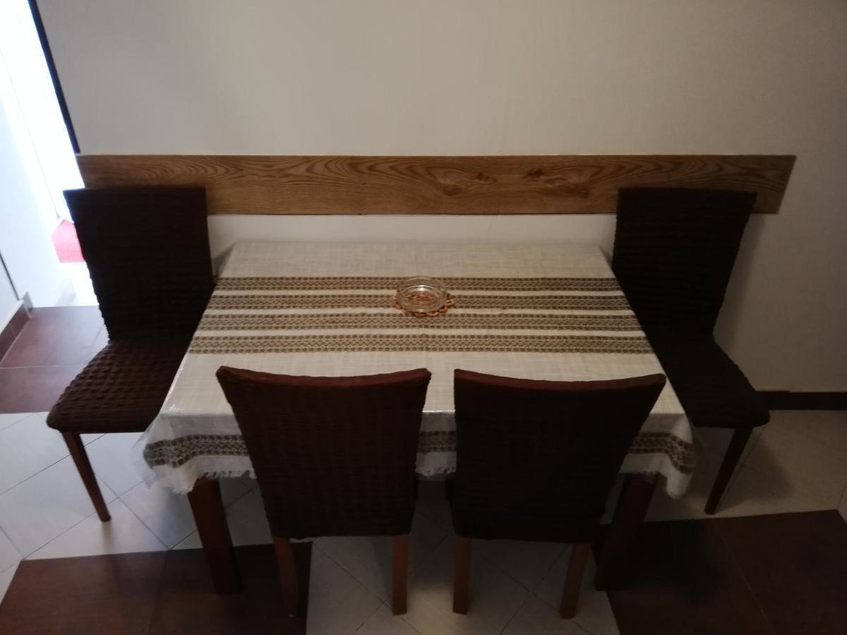 Apartman Cvita Tkon Exterior foto